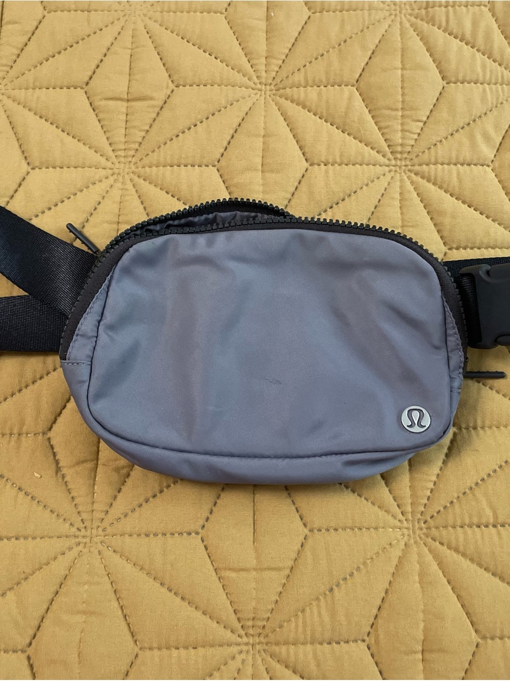 lululemon athletica Gray Belt Bag with Black Strap